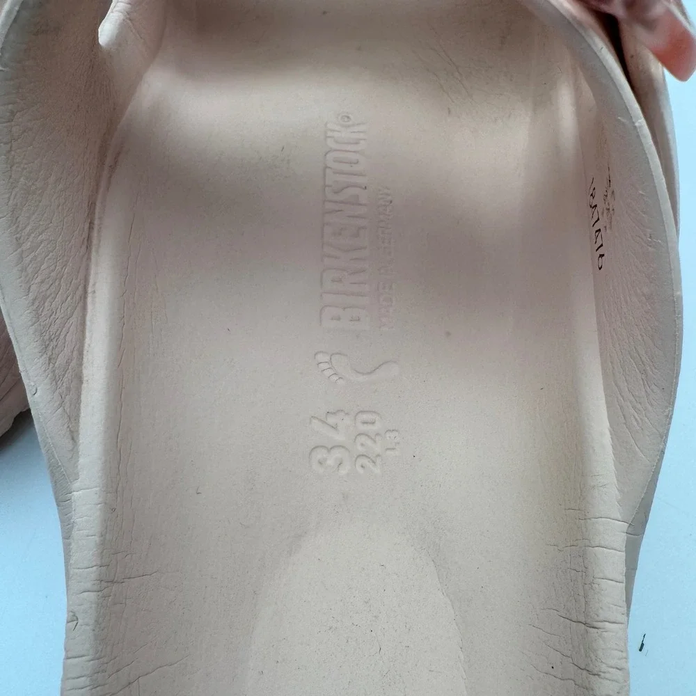 Birkenstock Kids Arizona EVA Sandals Pink Heart Buckle Slides Size 34 EU 3 US
